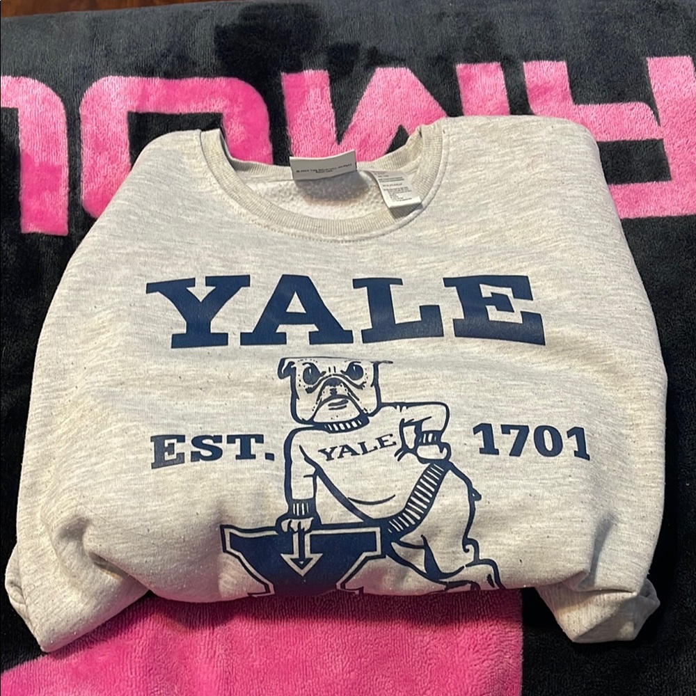 Yale Gray Sweatshirt